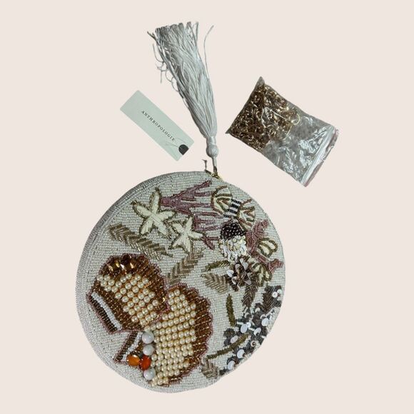 🐚 ANTHRO UNDER THE SEA SEASHELL BEADED CIRCLE POUCH CREAM HANDBAG PURSE NWT - Picture 3 of 6